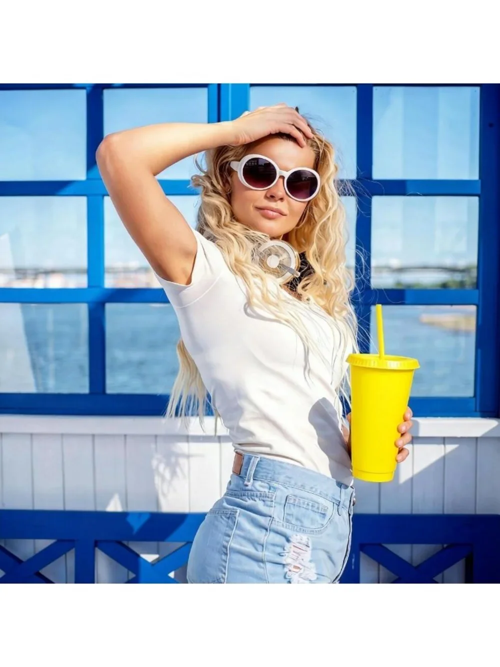 Reusable 24 oz Plastic Cups with Lids & Straws - Bulk Party Cups for Iced
